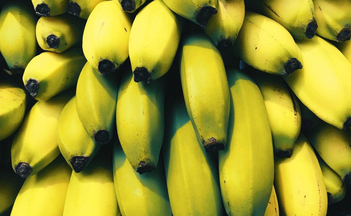 banany z jadalną skórką